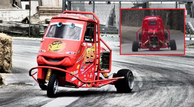 Tohle je nejšílenější věc na kolech, kterou dnes uvidíte, jezdí jak splašený sršeň