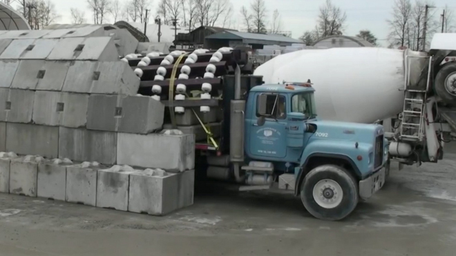 Tento vynález staví metr tunelu za 3 minuty, skládá ho jako z kostek Lega