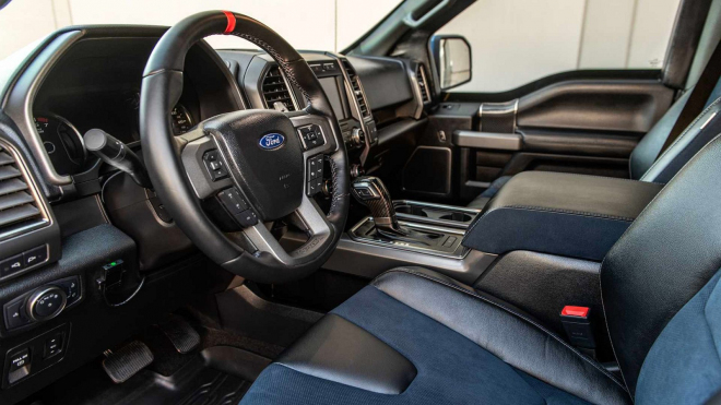 Firma stvořila neprůstřelné monstrum, i pod palbou z AK47 zvládne stovku za 4,2 s