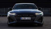 Brutální Audi RS7 upravené na 1 040 koní ukázalo svou rychlost na Autobahnu. Zní jako samopal, 300 km/h dá pod 20 s