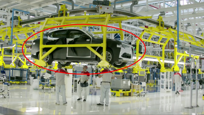 Alfa Romeo Stelvio omylem odhalena, na videích mapujících výrobu v továrně