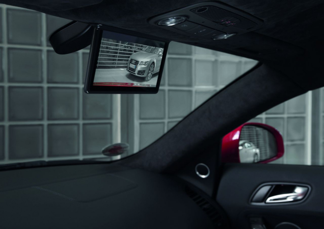 Audi R8 e-tron dostane místo vnitřního zpětného zrcátka digitální displej
