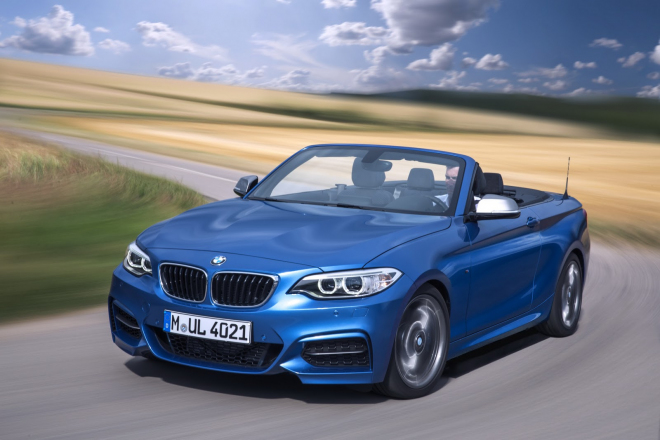 BMW 2 Cabrio představeno. Střechu složí za 20 s, stovku pokoří za pět