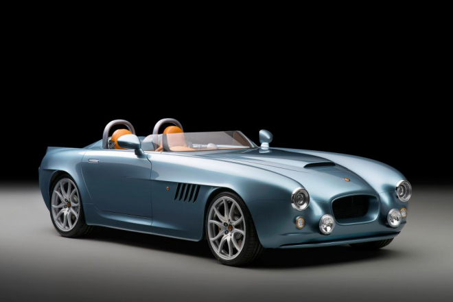 Bristol Bullet plně odhalen, britské retro má 336 koní na tunu  