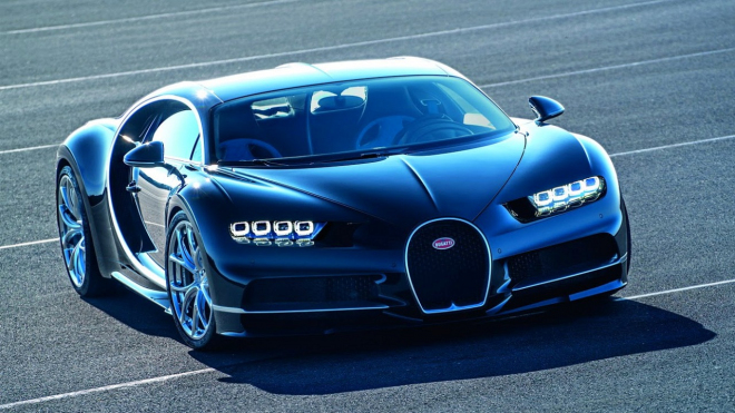 Unikly klíčové specifikace Bugatti Chiron, má 8,0 W16, 1 500 k a  1 600 Nm