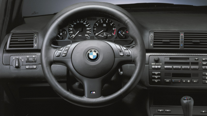 Vysmívané BMW po 19 letech ukázalo, co s pořádným dieselem dokáže na německé dálnici