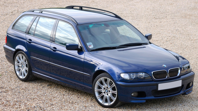 Fanda si koupil BMW 3 kombi E46 s dieselem 3,0 a postupně do něj narval pětinásobek jeho ceny. Nelituje ani trochu