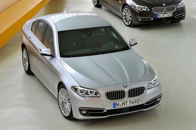 BMW 5 2014: facelift předčasně odhalen, pětku přiblíží řadě 3