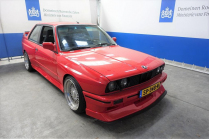 L'autorité vend la légendaire BMW M3 E30 saisie par des criminels, il faudra beaucoup de courage pour l'acheter - 2 - BMW M3 E30 1991 mozna Evo sale Domeinen 02