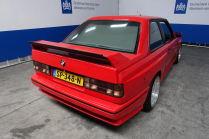 L'autorité vend la légendaire BMW M3 E30 saisie par des criminels, il faudra beaucoup de courage pour l'acheter - 3 - BMW M3 E30 1991 mozna Evo sale Domeinen 03