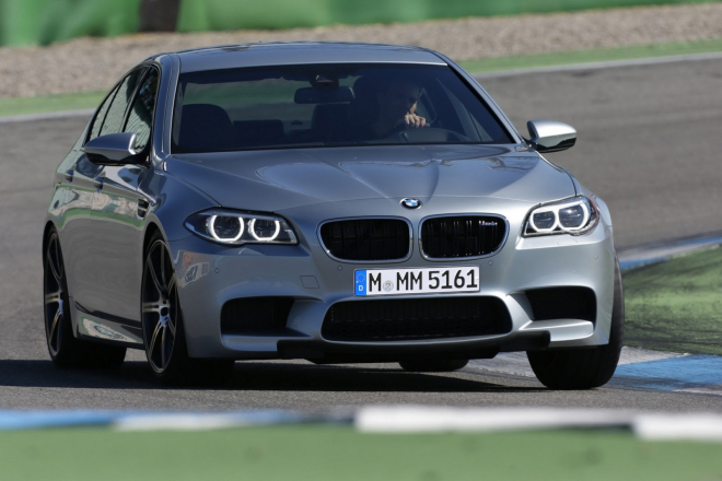 Competition Paket pro BMW M5 F10 2014 má svou cenu, stojí jako karbon-keramika