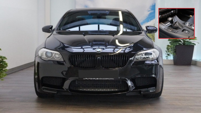 K mání je nejeté BMW M5 F10 s manuálem, jiné teď v Evropě nekoupíte