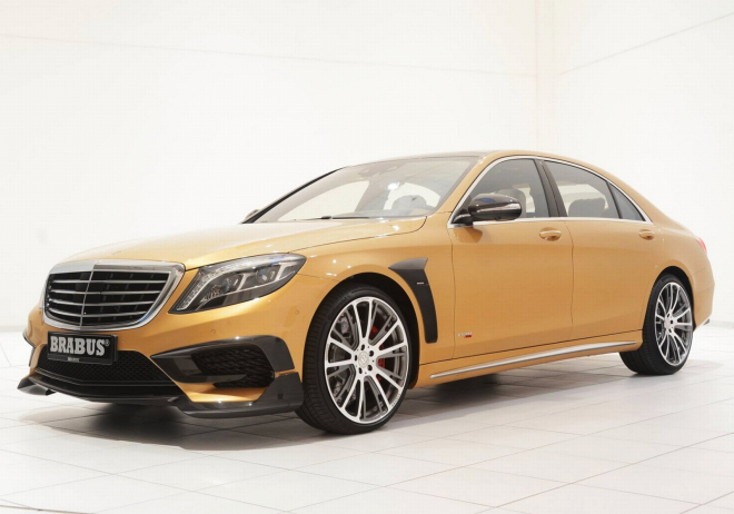 Zlatý Brabus 850 na bázi S 63 AMG je opulentním monstrem s 850 koňmi