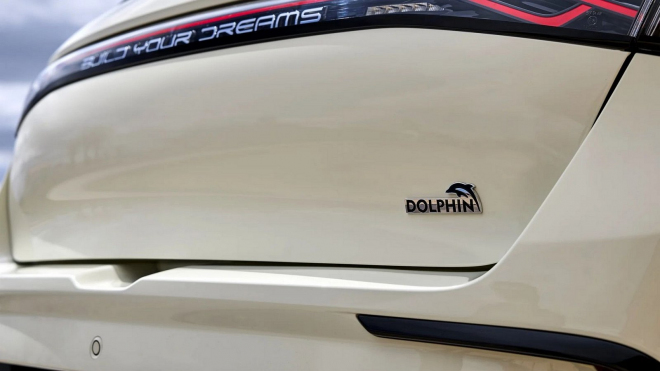 Příchod „Delfína” od BYD do EU rozdrtil naděje na zlevnění elektromobilů jejich dovozem z Číny