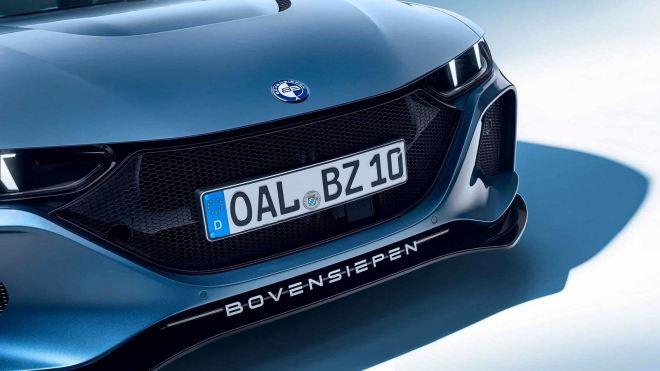 Zakladatelé Alpiny prodali Alpinu, aby si založili novou Alpinu nesoucí jejich jméno. Jejich první novinka je zvláštní