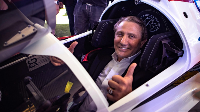 Ruský miliardář zahájil vývoj domácího Ferrari, základy vozu jsou už hotové