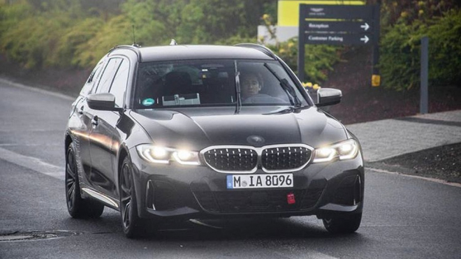 Nový ostrý kombík BMW má víc výkonu než M3 E46 a zní. Nachytali ho při testech