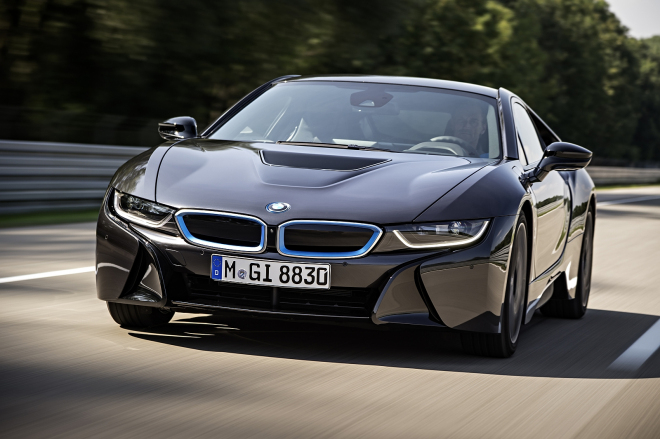 BMW i9 2016: ostřejší a výkonnější verze i8 oslaví sté narozeniny BMW