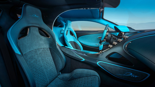 Vybalování Bugatti za 136 milionů posouvá tuto zvláštní zábavu na jinou úroveň