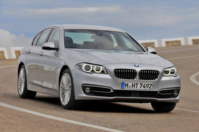 BMW 5 2014: české ceny faceliftu startují na oko pod milionem, reálně jsou vyšší