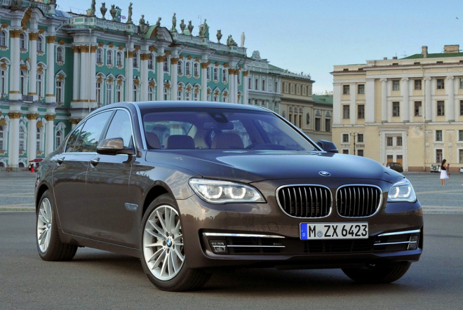 BMW 7 2012: přes 160 nových fotek a technická data všech motorizací