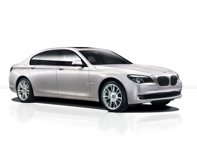 BMW 7 Individual od Didita Hediprasetya: když Individual není dost individuální