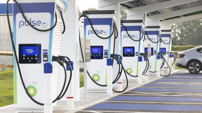 BP narazilo se svými elektrickými plány. Divize Pulse propouští desetinu lidí, opouští 8 trhů z 12
