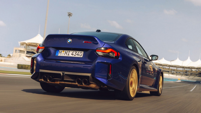 Přijela pouť, ale pekelně rychlá: Nejnovější BMW vypadá opravdu podivně, nic lepšího ale v jeho třídě prostě nekoupíte