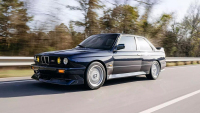 Svět se zbláznil, toto BMW M3 E30 se má prodat za 4,2 milionu Kč, i když najelo už 177 000 km