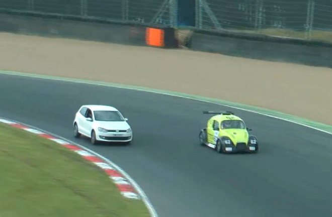 Osm měsíců vězení za nepovolený vjezd na okruh je hlavně zoufalý akt justice