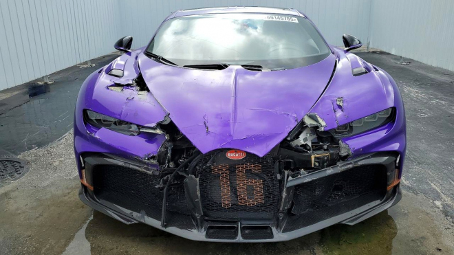 Zkušený mechanik chtěl opravit nabourané Bugatti, ceny náhradních dílů mu vyrazily dech