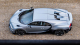 Skutečné Bugatti vyzvalo na souboj dvacetkrát levnější &bdquo;Bugatti pro chudé&rdquo;. Opravdu to nemělo dělat