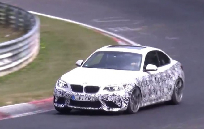 Chystané BMW M2 CSL či GTS nachytáno na Ringu, při leteckém dnu (video)