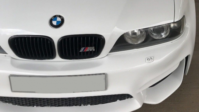 Někdo dal na starou M5 díly z moderních BMW M3 a M4. A teď se jí nemůže zbavit