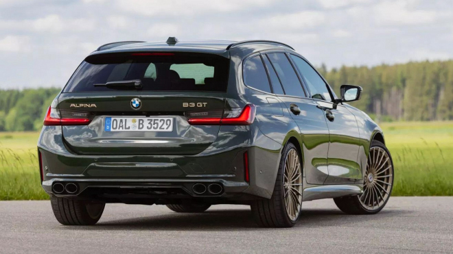 Alpina B3 ohromně posílila, překoná i tovární BMW M3. Říká si GT a hlavně jako kombík je k sežrání