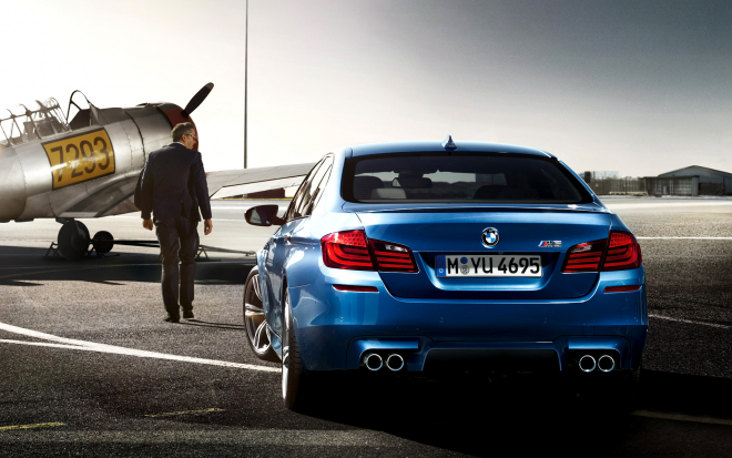 BMW M5 F10: máme stylové fotky nové M5, stáhněte si je jako tapetu na plochu
