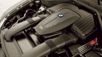 Luxusní SUV BMW koupíte už pět let po konci výroby jako ojeté levněji než novou Škodu Scala