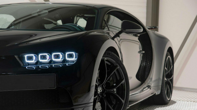 Odvážně specifikované Bugatti DJ Afrojacka je na prodej, uvnitř vypadá jako BVP