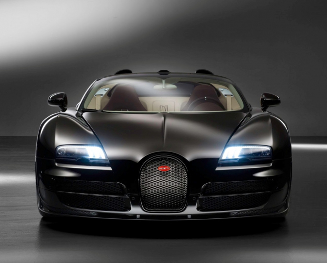 Náhrada Bugatti Veyron nebude rychlejší než Veyron sám, přijde až za dva roky