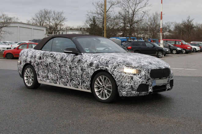 BMW 2 Cabrio dorazí ještě letos, X2 až v roce 2017. Pohon předních kol vynechá
