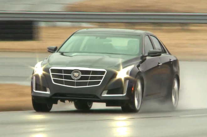 Nový Cadillac CTS 2014 poprvé v akci a pohledem svých tvůrců (videa)