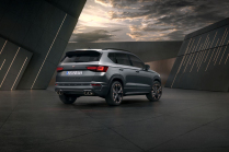 Les Allemands ont testé une pièce espagnole d'occasion pour l'inexistant Skoda Karoq RS. Ce n'est pas cher, cela coûte jusqu'à deux tiers du prix de la paire - 2 - Cupra Ateca 2021 photo d'illustration 02