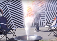 Podívejte se na důvod, proč byste neměli míchat brzdovou kapalinu s chlorem (video)