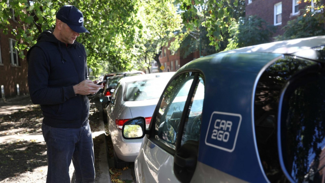 Zloději díky chybě v aplikaci na sdílení aut ukradli 100 vozů, páchají s nimi další zločin