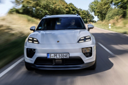 Porsche skutečně zkouší zachránit svůj další elektrický propadák slevami, už o tom mluví docela otevřeně