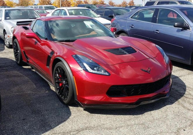 Chevrolet Corvette C7 Z06 poprvé nafocen na ulici, výrobce dolaďuje nastavení