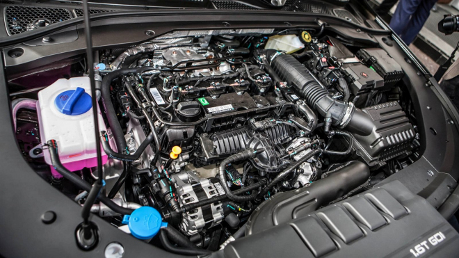 Všechno je vzhůru nohama: Budeme se řídit poptávkou, ne emisními normami, říkají Číňané. Spalovací motory nezaříznou