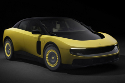 Ferrari pošle své zpackané elektrické Luce přímo do zdi
