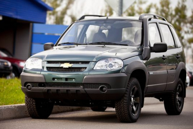 Chevrolet Niva LE: rusko-americký drsňák nepostrádá ani šnorchl