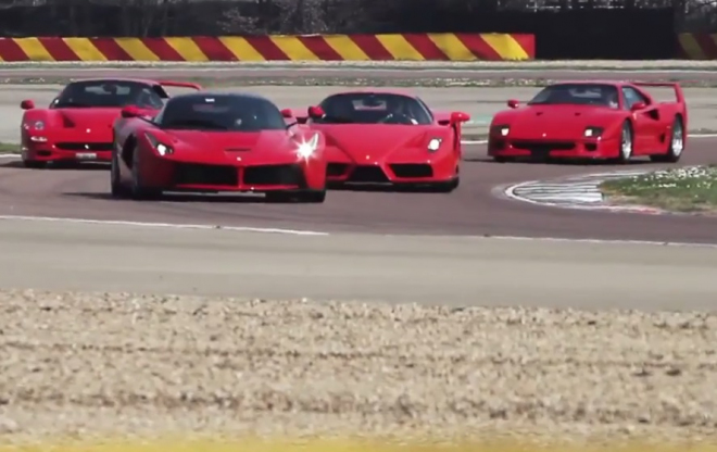 Ferrari F40, F50, Enzo a LaFerrari se prohnala po Fioranu v rukách Daria Benuzziho (video)